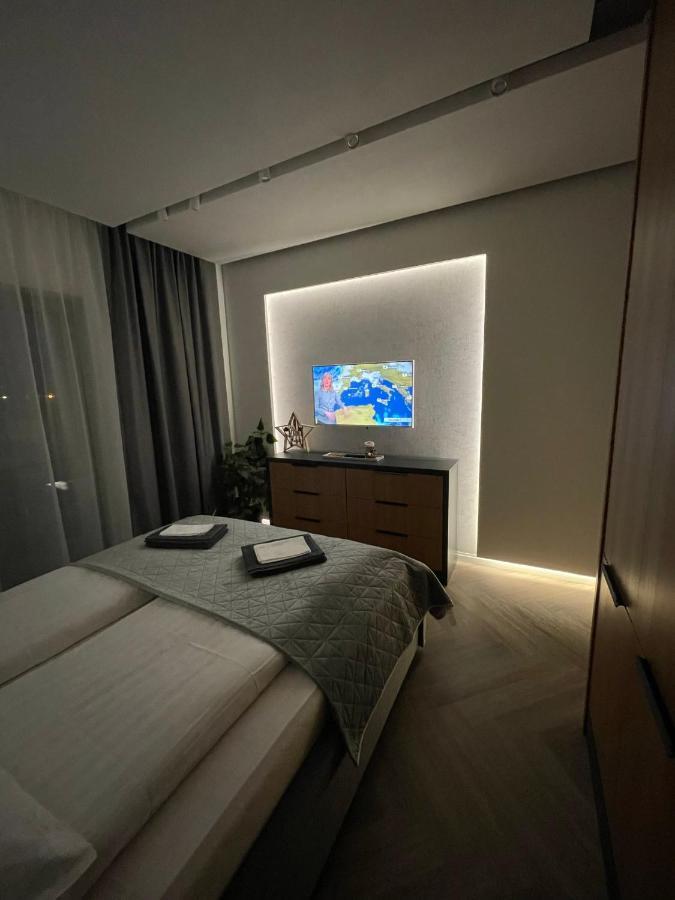 Luxury By The Lake Ap 25 Sibiu Exterior foto